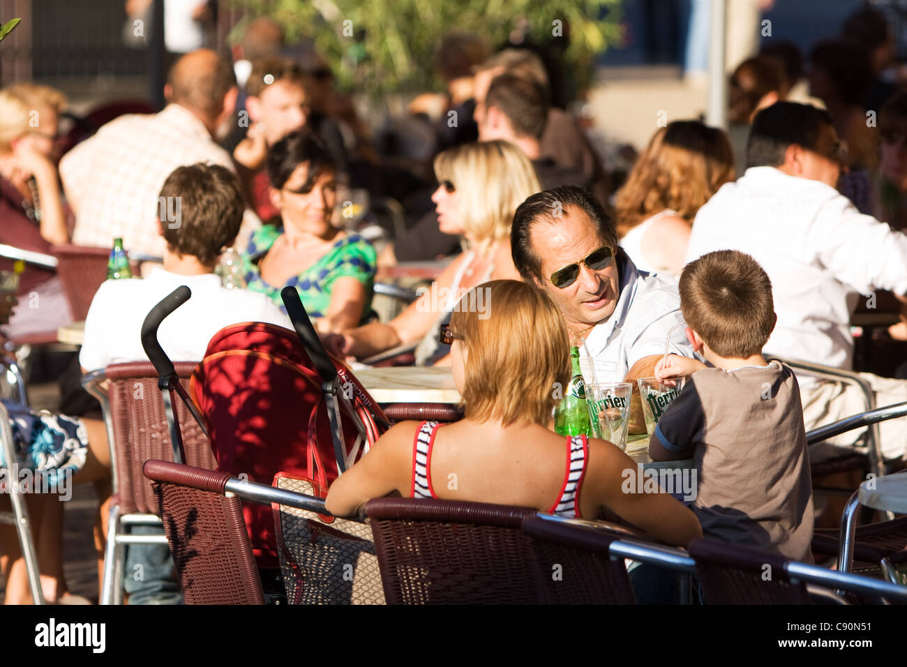 Café Vita in Place de la Cathédrale Metz Francia Foto Stock