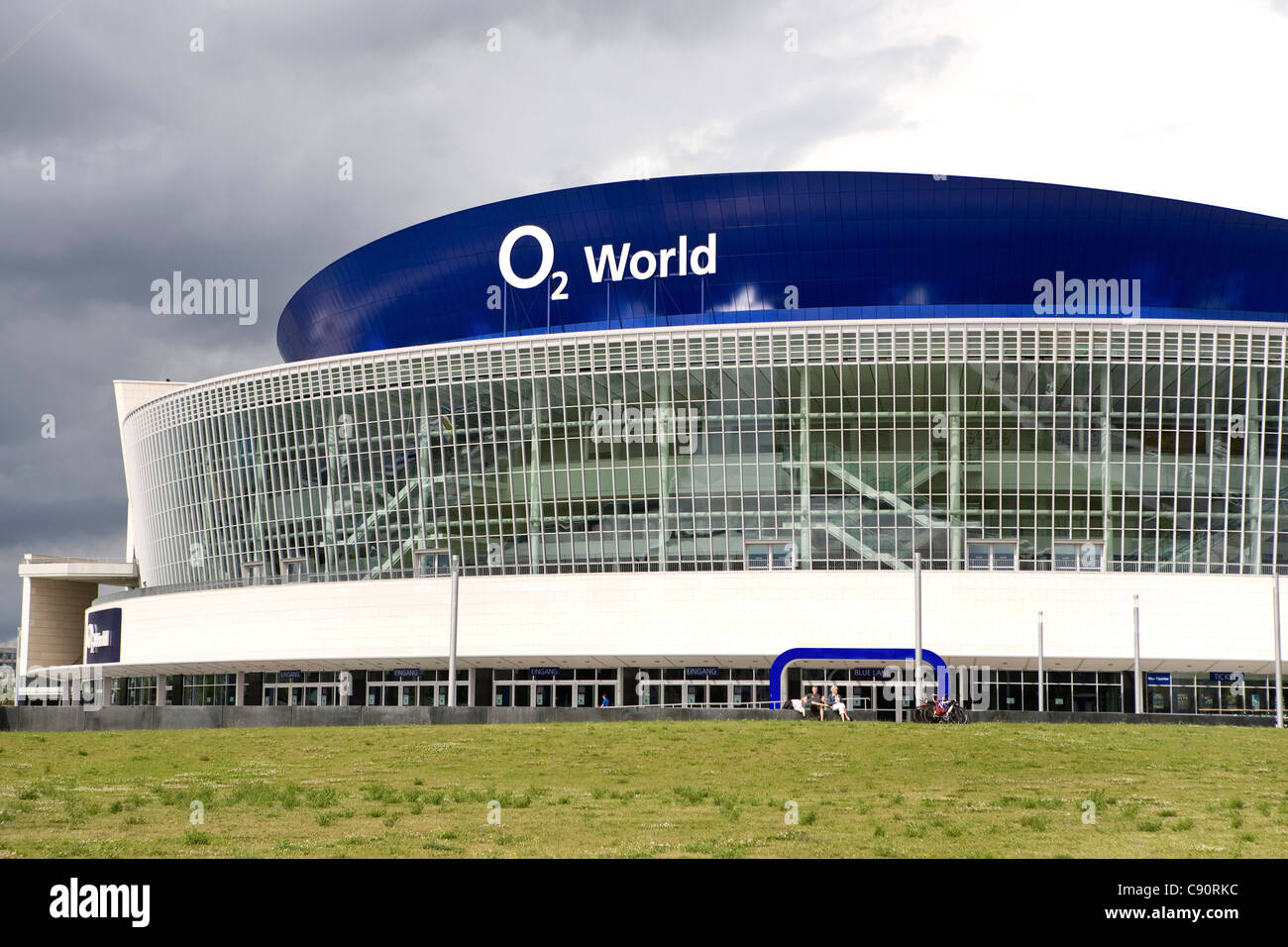 O2 World Stadium, Friedrichshain di Berlino, Germania Foto Stock
