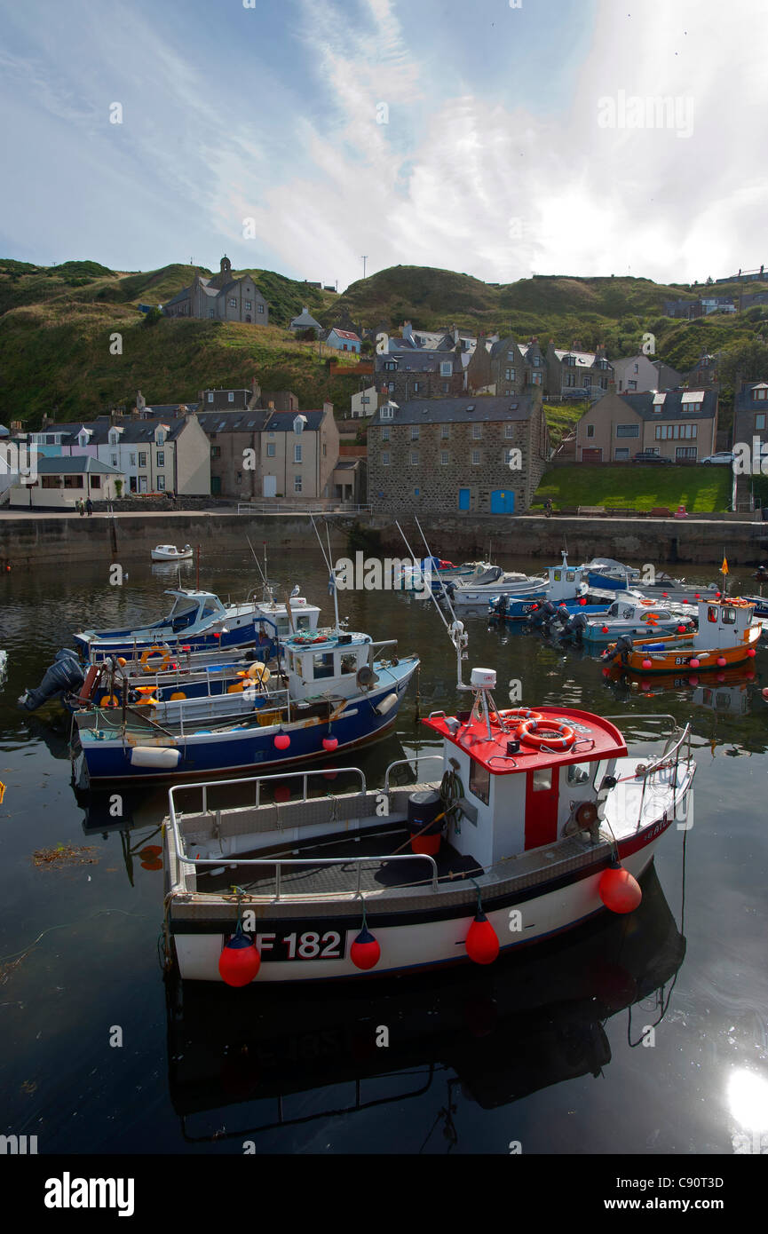 Gardenstown e Harbour, Aberdeenshire, Scozia Foto Stock Gardenstown e Harbour, Aberdeenshire, Scozia Foto Stock