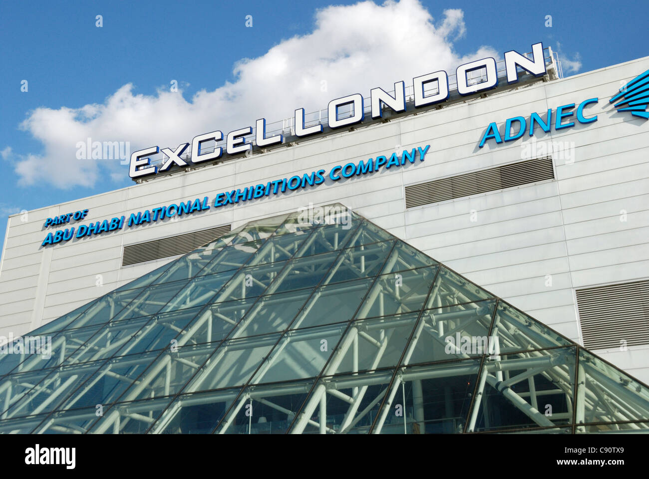 ExCeL Londra centro esposizioni e conferenze, Royal Victoria Dock, Londra, Inghilterra. Foto Stock