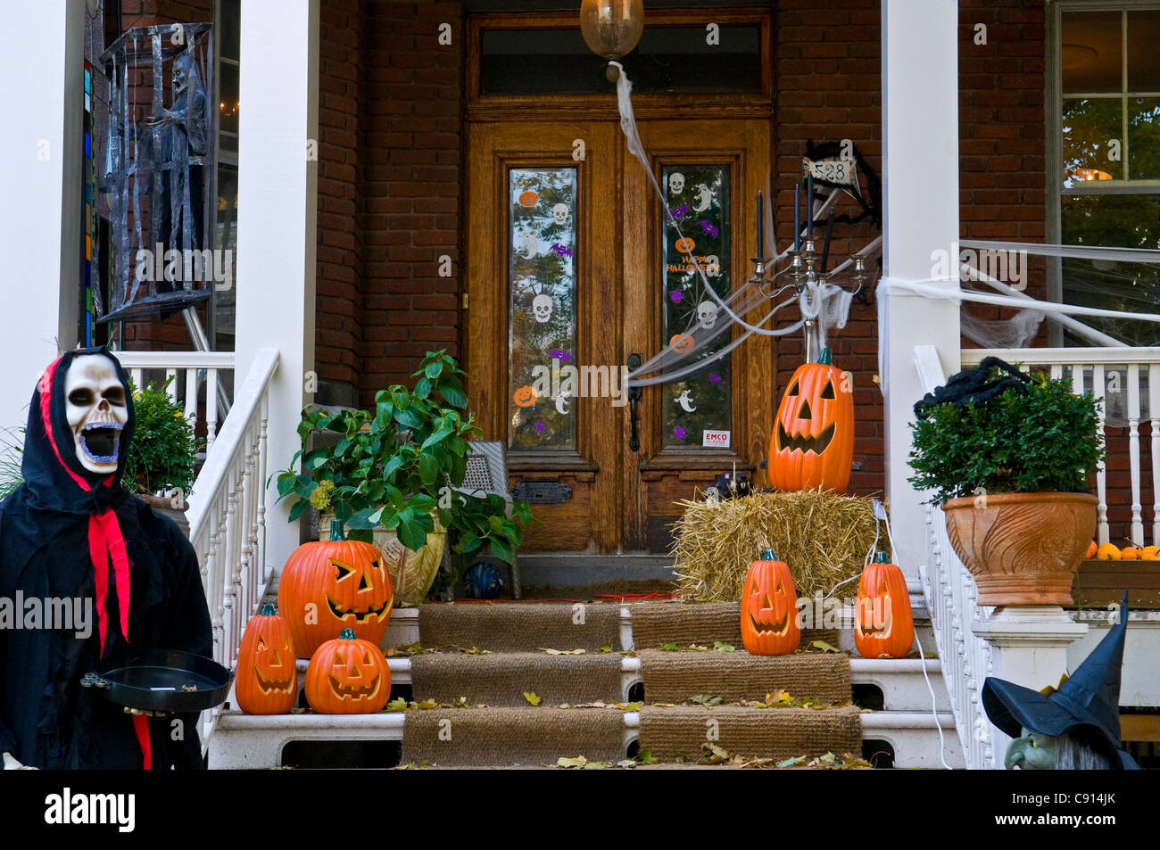 Casa decorata per la festa di Halloween di Montreal, Canada Foto Stock