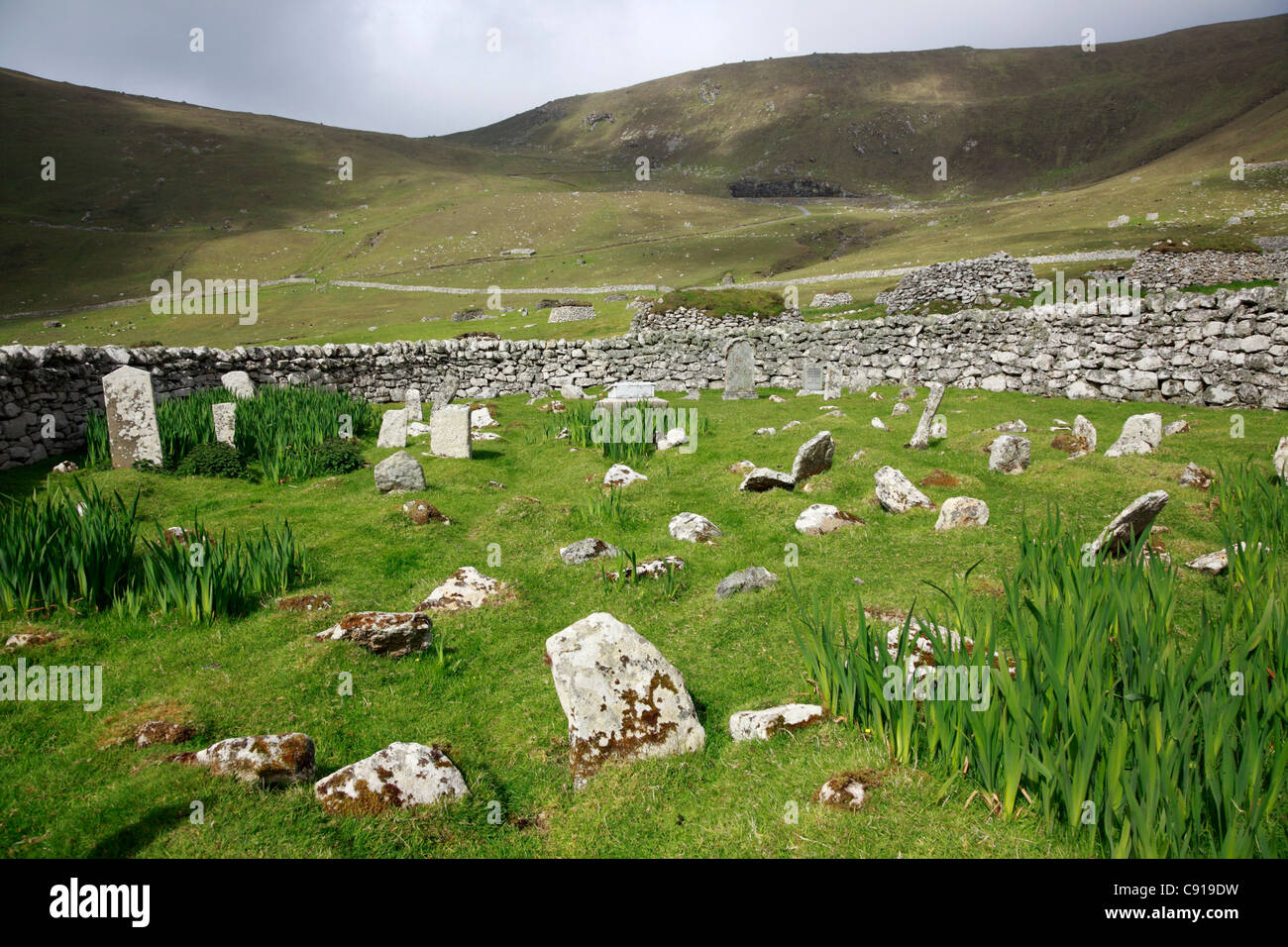 Un cimitero remoto sull'isola di St Kilda nelle Ebridi Esterne, Scozia. Foto Stock