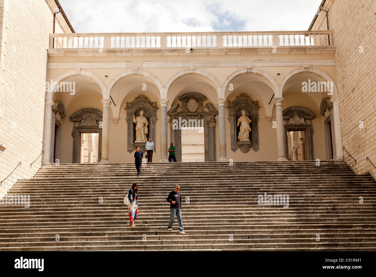 Chiostro del Bramante a Monte Cassino Abbey Foto Stock