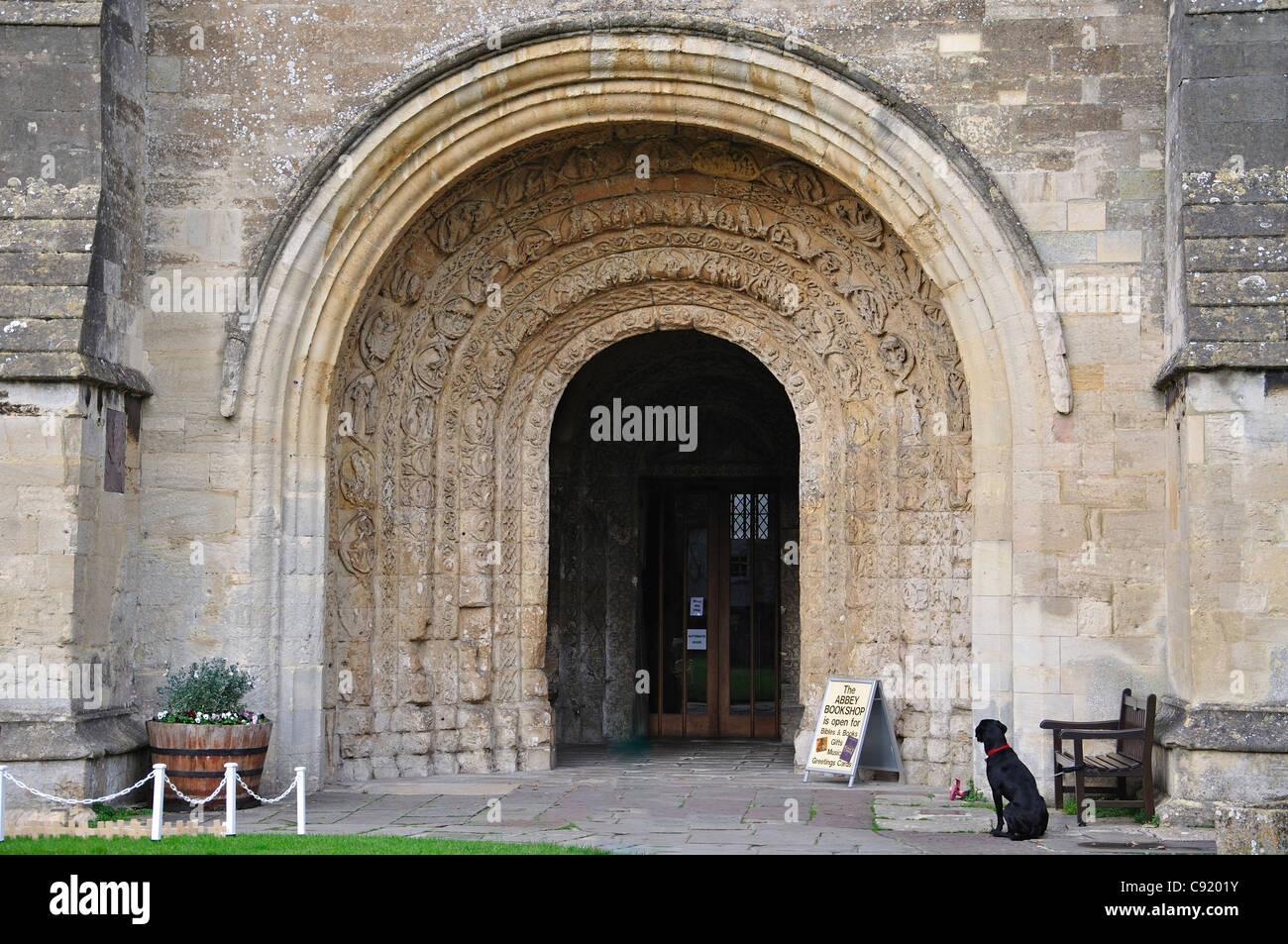 Ingresso Parvise a Malmesbury Abbey, Malmesbury, Wiltshire, Inghilterra, Regno Unito Foto Stock
