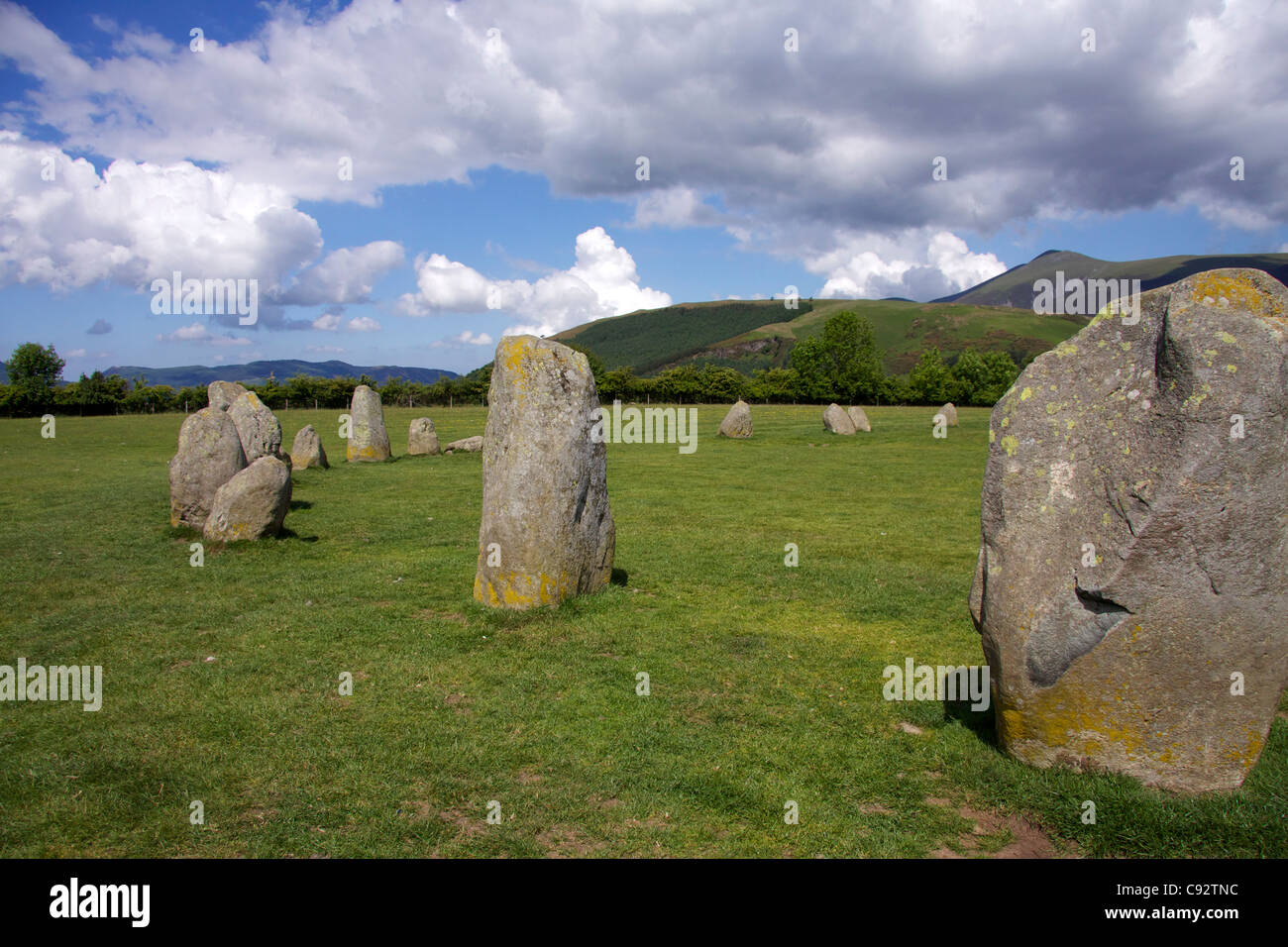 Castlerigg è un'area di Keswick che ha particolarmente impressionante neolitico stone circle. Cumbria, Inghilterra. Foto Stock