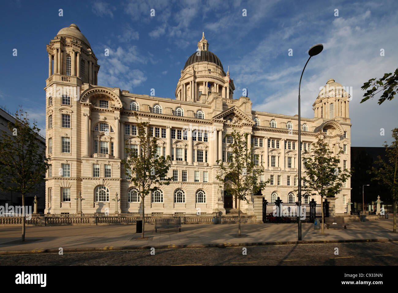 Il porto di Liverpool edificio, è un Il Grade ii Listed è un edificio situato a Liverpool, in Inghilterra. Foto Stock