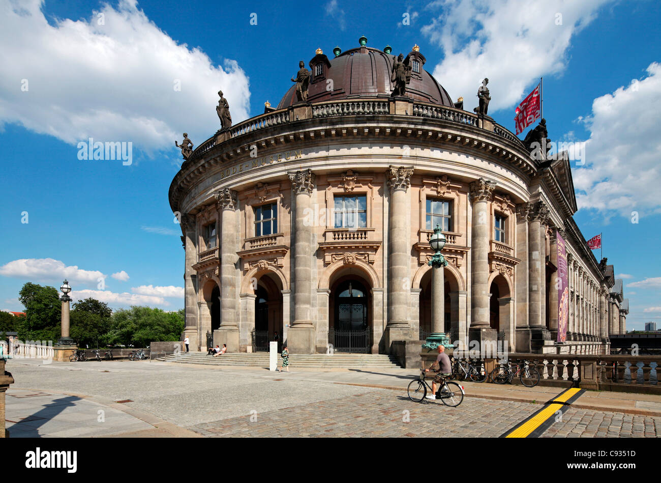 Il Bode Museum è uno del gruppo dei musei dell'Isola dei Musei di Berlino, Germania. Foto Stock