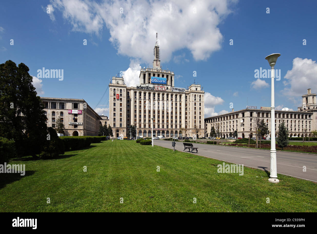 Casa Presei Libere è un edificio nel nord di Bucarest, Romania. Foto Stock