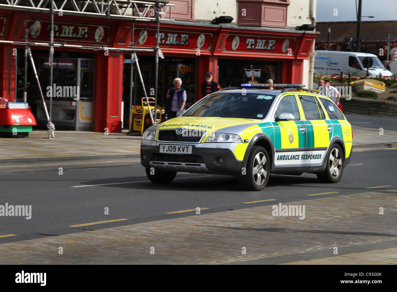 Ambulanza risposta rapida veicolo in azione. Foto Stock