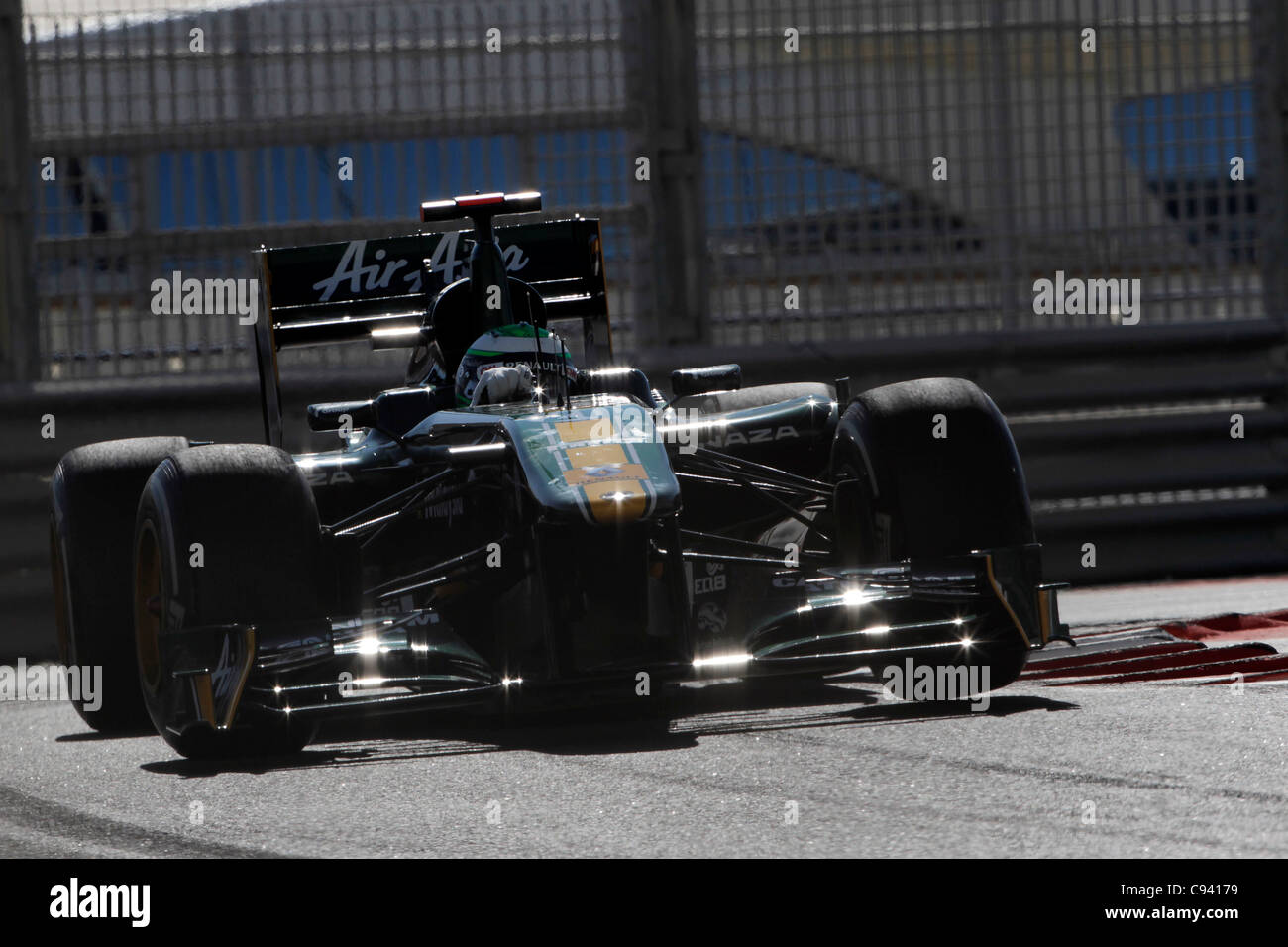 11.11.2011 Abu Dhabi, negli Emirati Arabi Uniti. Motorsports: FIA Formula One World Championship 2011, il Gran Premio di Abu Dhabi, 20 Heikki Kovalainen (FIN, Team Lotus),durante il giorno di pratica della FIA FORMULA ONE Grand Prix di Abu Dhabi Emirati arabi uniti. Foto Stock