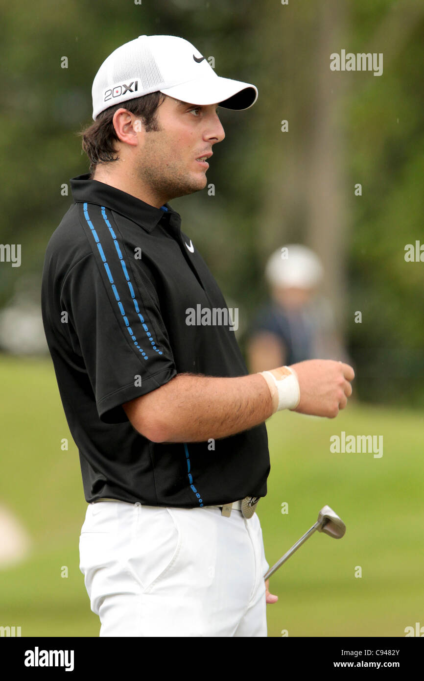 12.11.2011. Singapore. Francesco Molinari (ITA) in azione sul foro 2 durante il round 3 del Barclays Singapore Open 2011, Sentosa Golf Club. Foto Stock