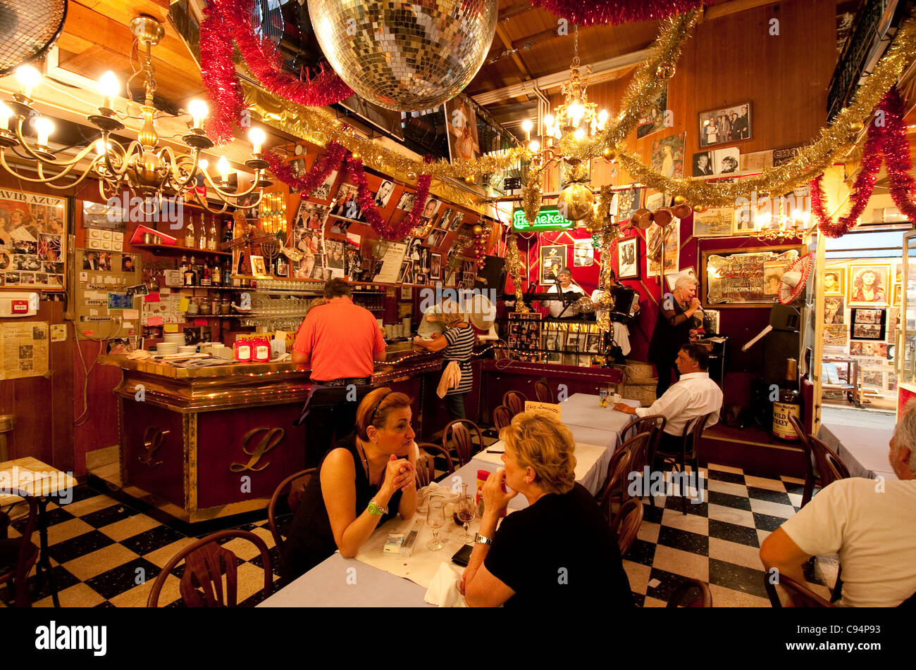Chez Louisette, Bar, il Mercato delle pulci di Saint-Ouen Parigi vicino a Parigi, Francia Foto Stock
