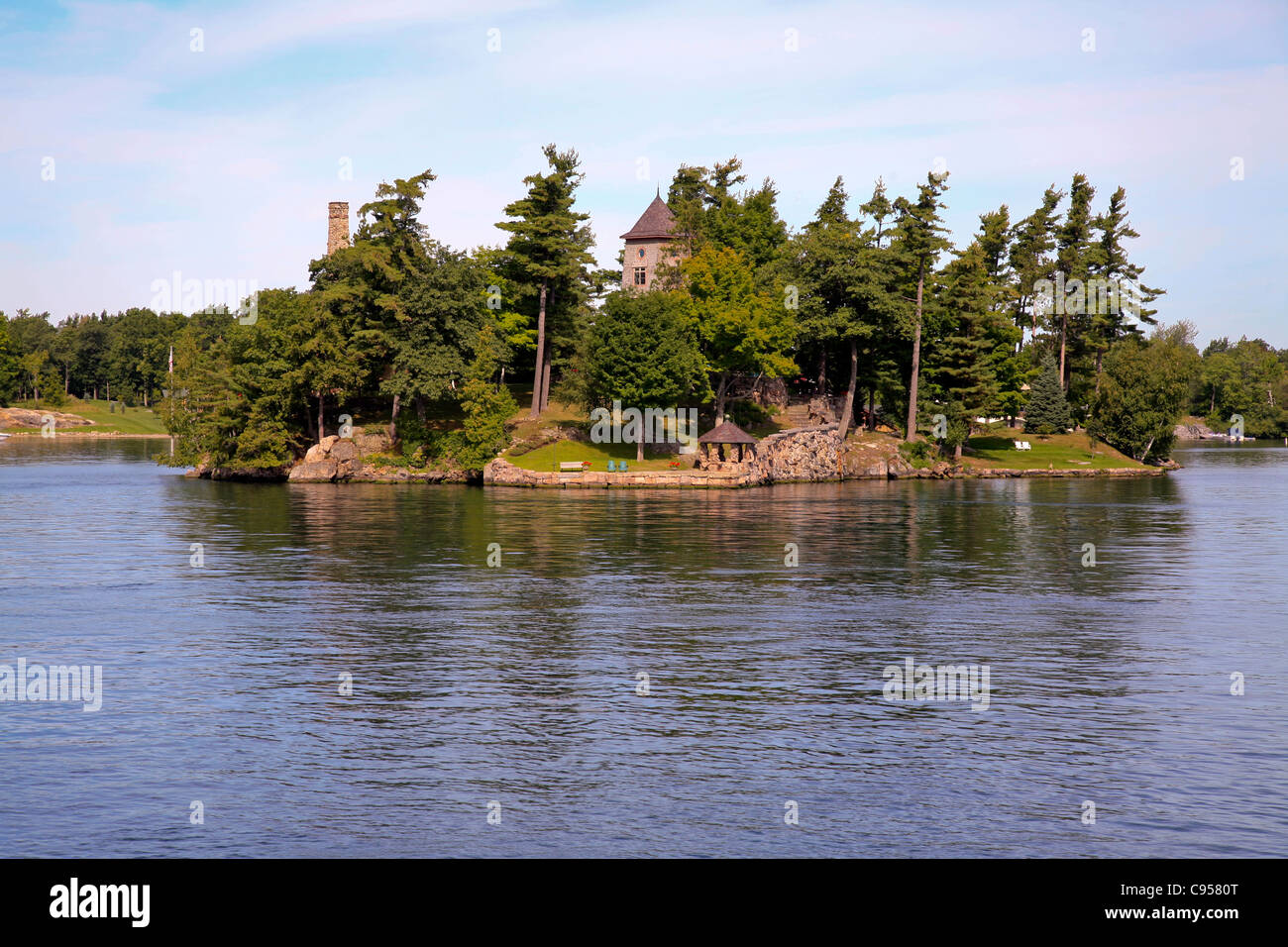 Home;Weekend Holm;Cottage;Retread su migliaia di isola in San Lorenzo fiume vicino a Kingston;;Ontario Canada Foto Stock