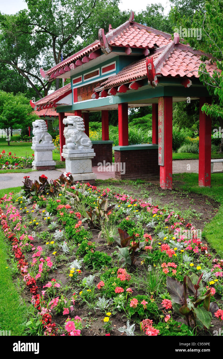 Ingresso al Giardino Cinese presso l'International Peace Gardens, Giordania Park a Salt Lake City, Utah Foto Stock