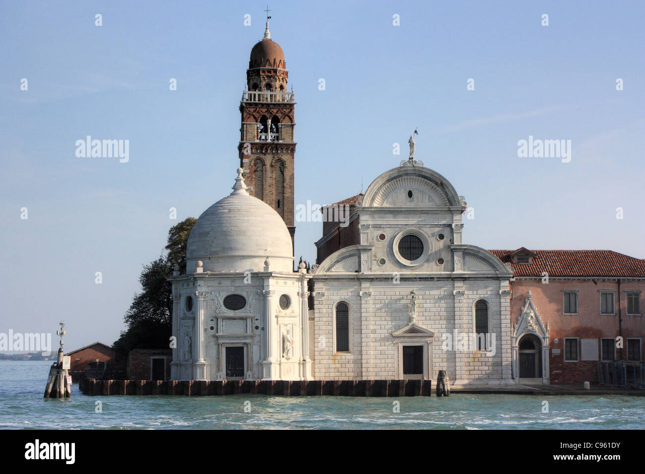 Chiesa di San Michele in Isola, Chiesa di San Michele cimitero Isola, Cappella Emiliana (sinistra), Venezia Foto Stock