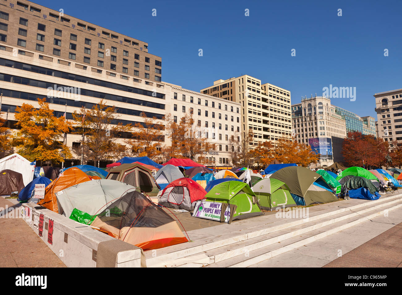 WASHINGTON DC, Stati Uniti d'America - occupare Washington protesta camp a libertà Plaza. Foto Stock