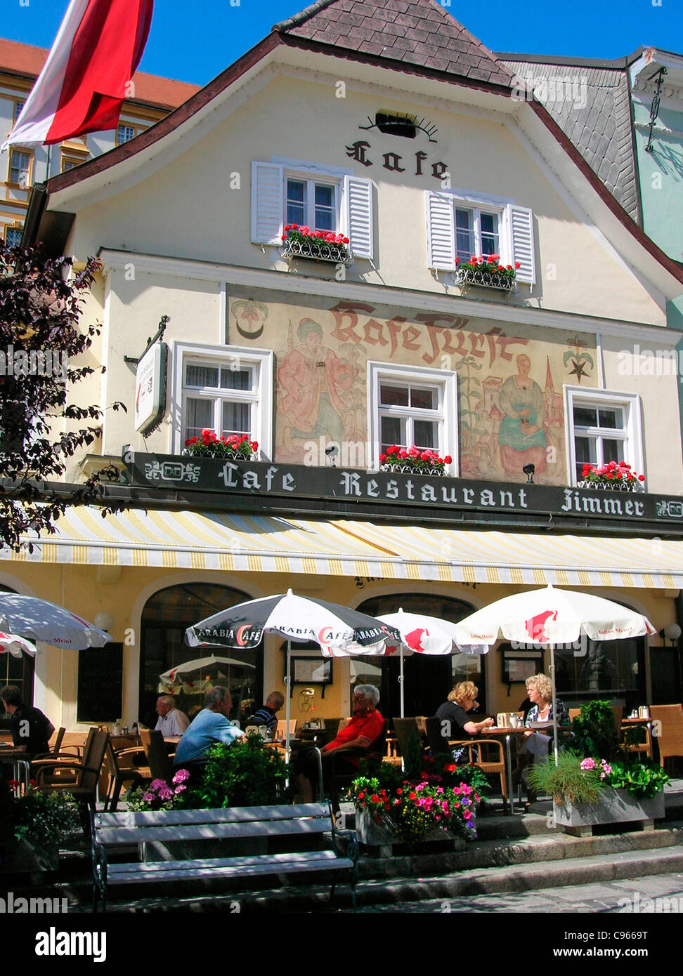 CAFE IN MELK,AUSTRIA Foto Stock