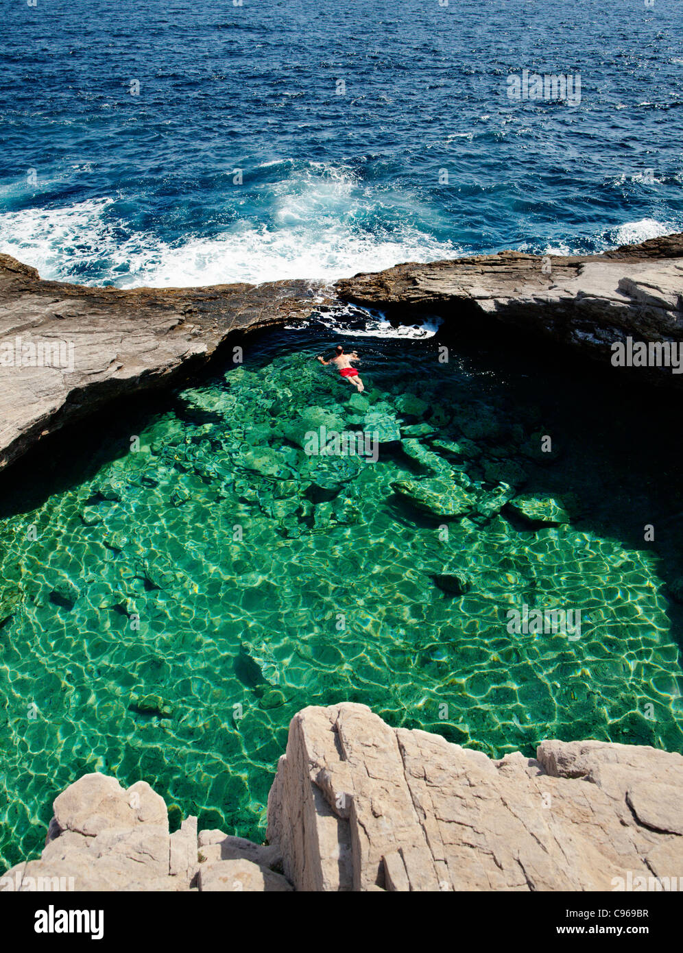 Piscina naturale chiamato Giola in Thassos Island, Grecia. Foto Stock