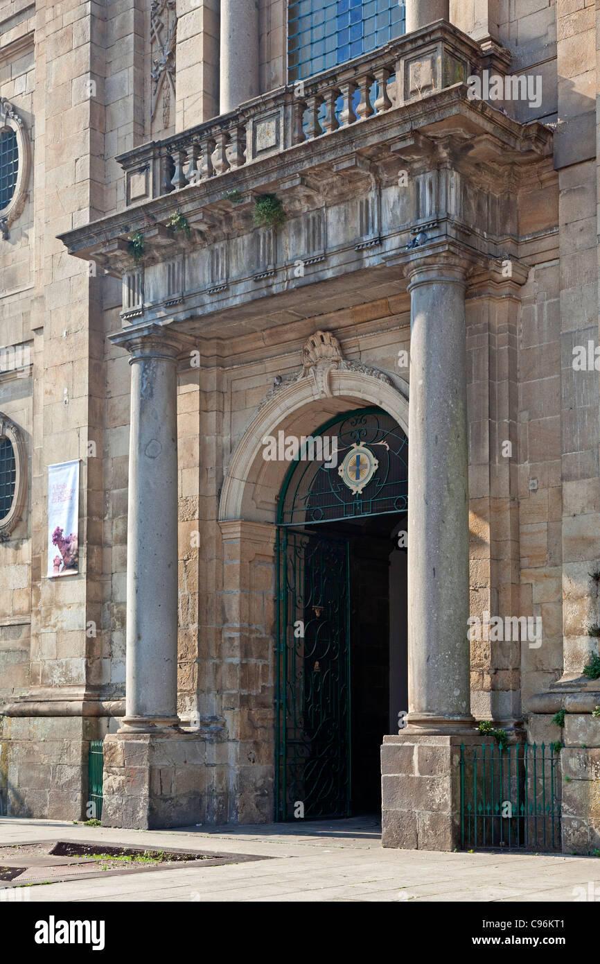 Populo chiesa nella città di Braga, Minho, Portogallo. , Manierista e rococò Architettura neoclassica. Foto Stock