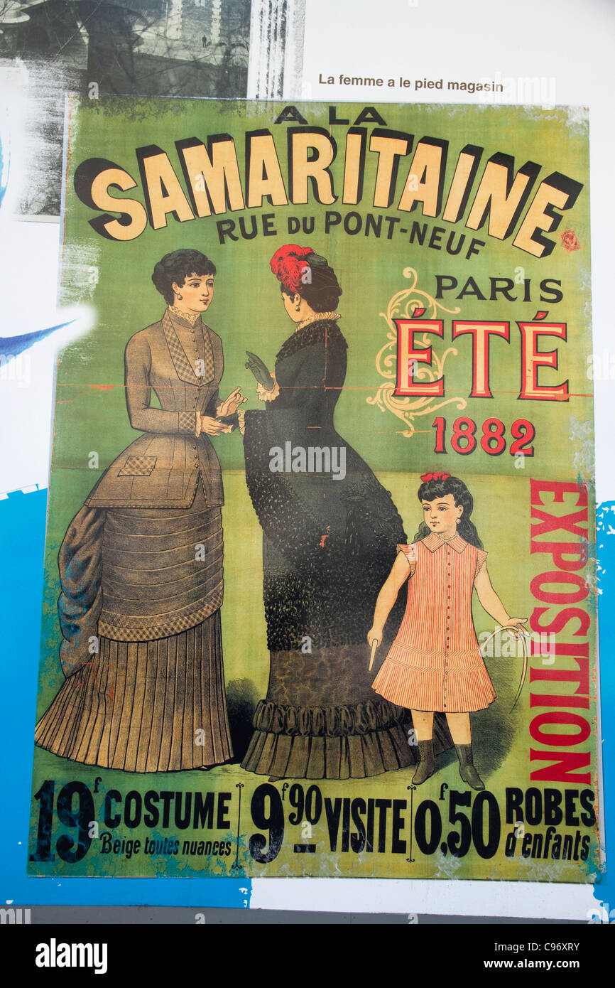 Riproduzione di un palazzo del XIX secolo il poster della quindi ben noto o negozio emporio di La Samaritaine sulla Rue du Pont Neuf Foto Stock