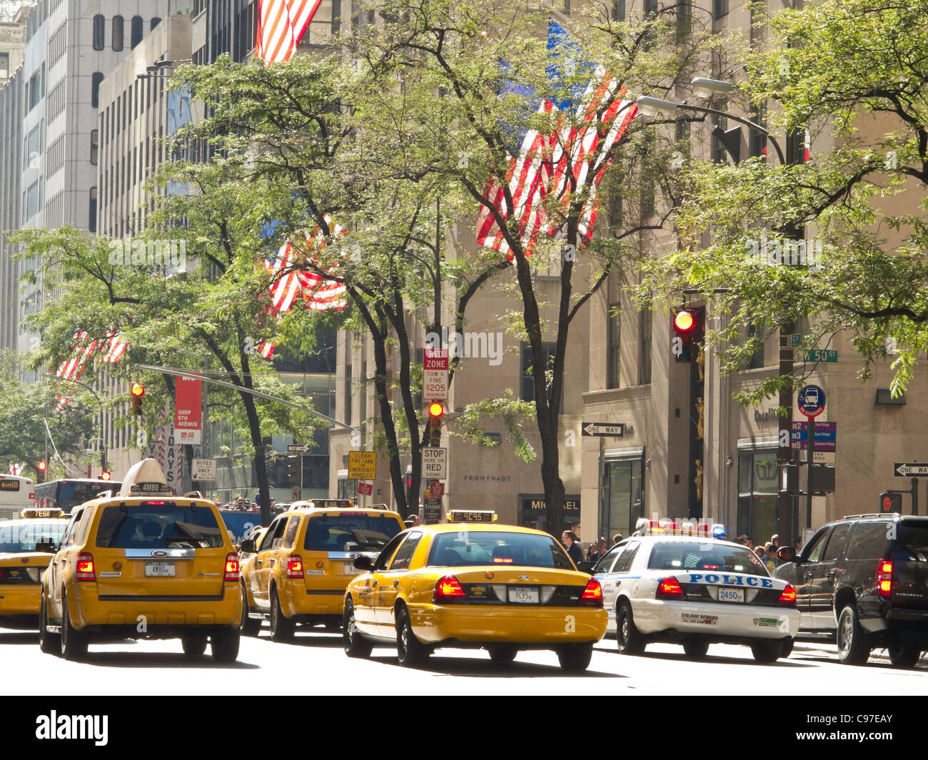 Taxi, Fifth Avenue, New York Foto Stock