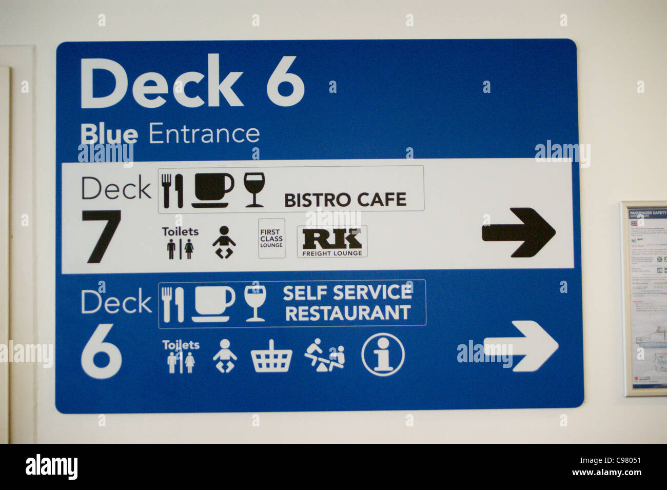 Ristorante segno su un Norfolkline DFDS cross-traghetto di canale Foto Stock