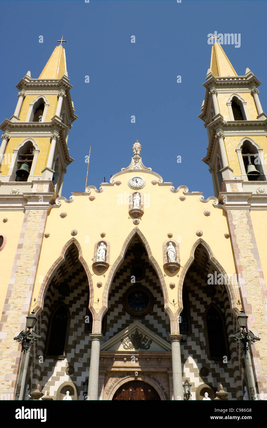 Il XIX secolo cattedrale Catedral de la Inmaculada Concepción in Old Mazatlan, Sinaloa, Messico Foto Stock