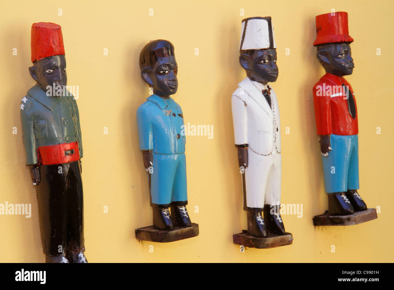 Willemstad Curao,Antille olandesi minori Leeward,Isole ABC,Otrobanda,Hotel Kurá Hulanda Spa and Casino,resort,decor,interior design,carvi in legno Foto Stock