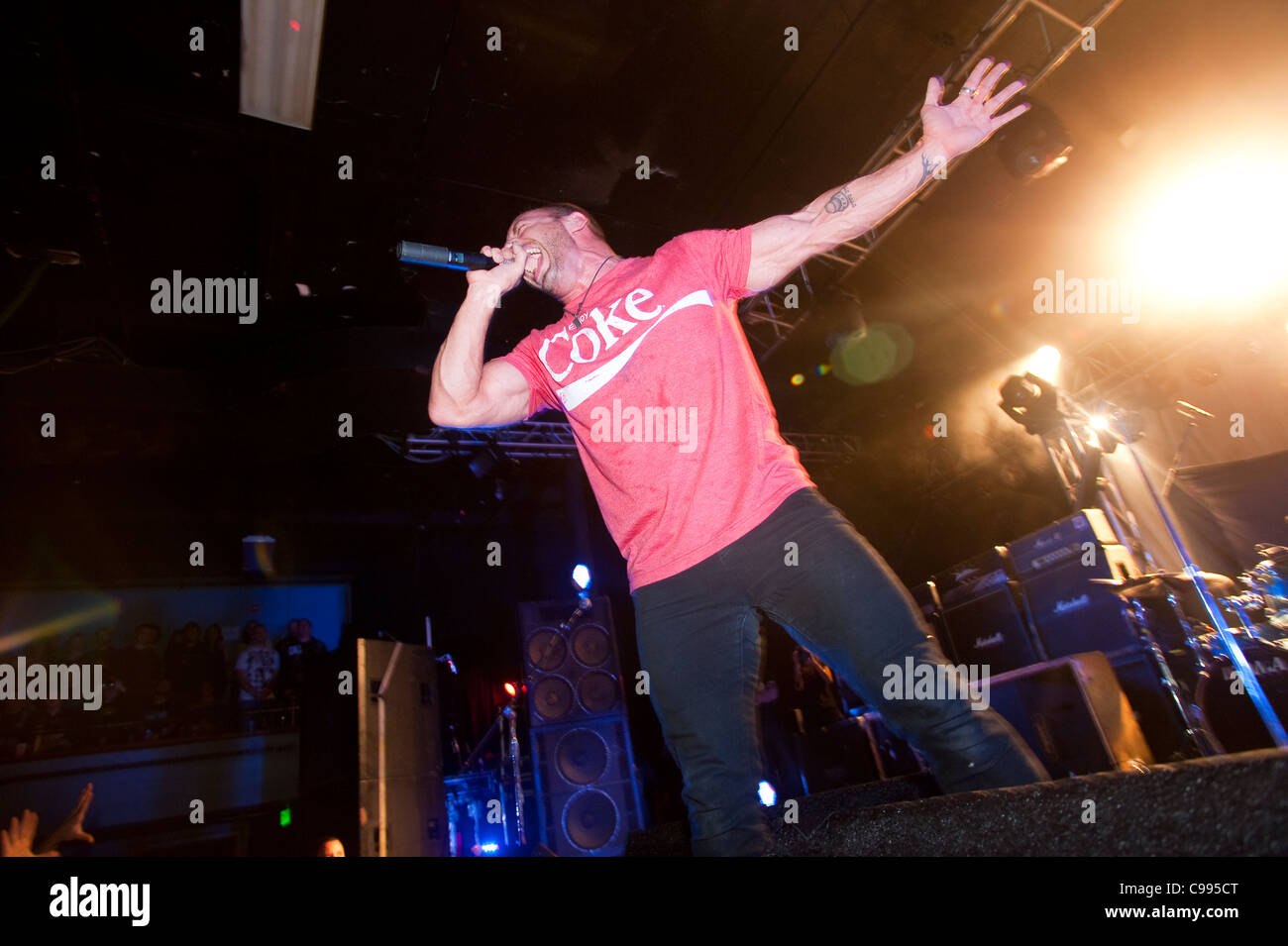 Greg Puciato dei Dillinger piano di fuga esegue sul palco a Roseland a Portland, Oregon, Stati Uniti d'America su 11/5/2011. Foto Stock