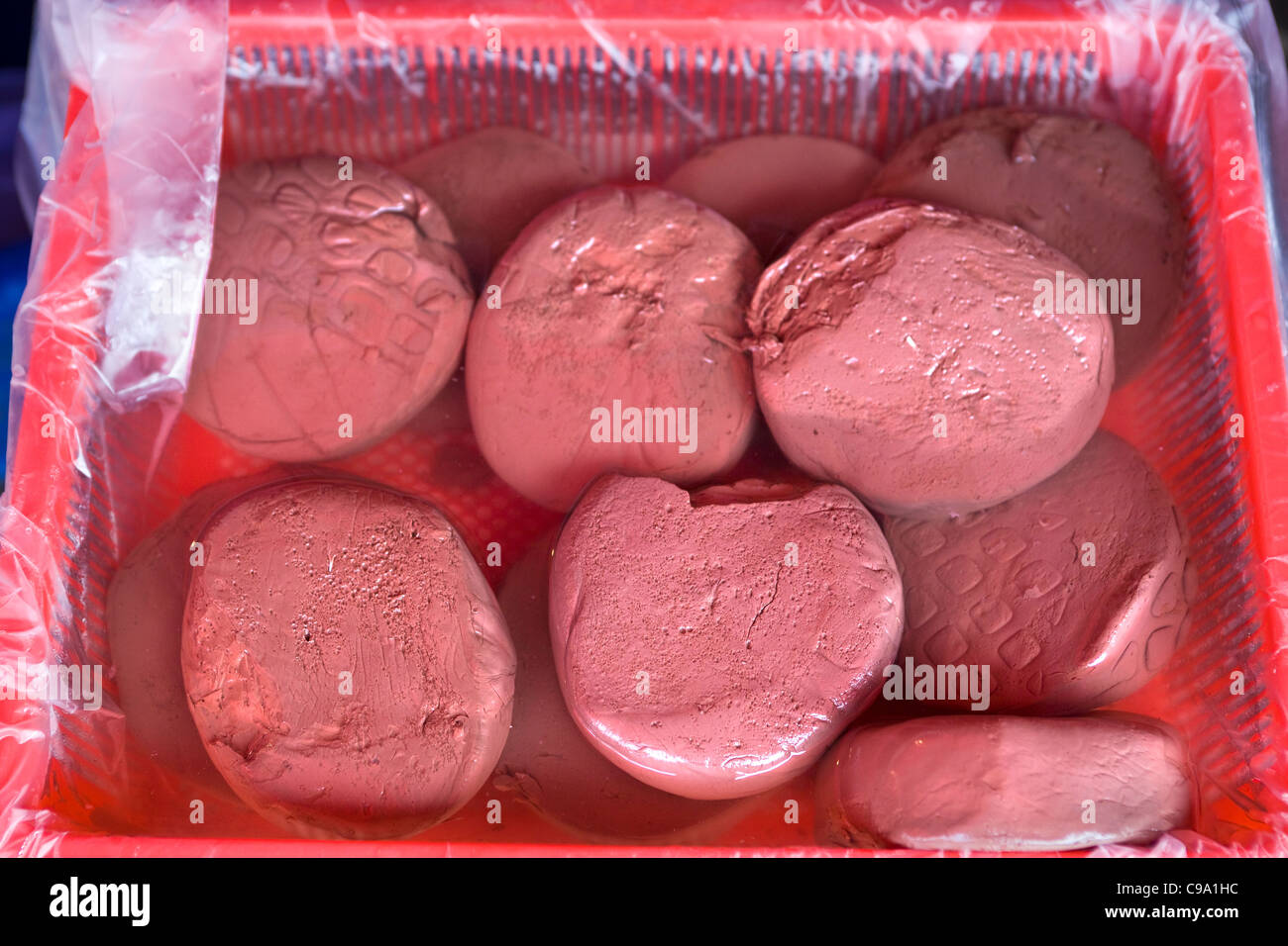 Budino di sangue in vendita al mercato di Bangkok in Thailandia Foto Stock
