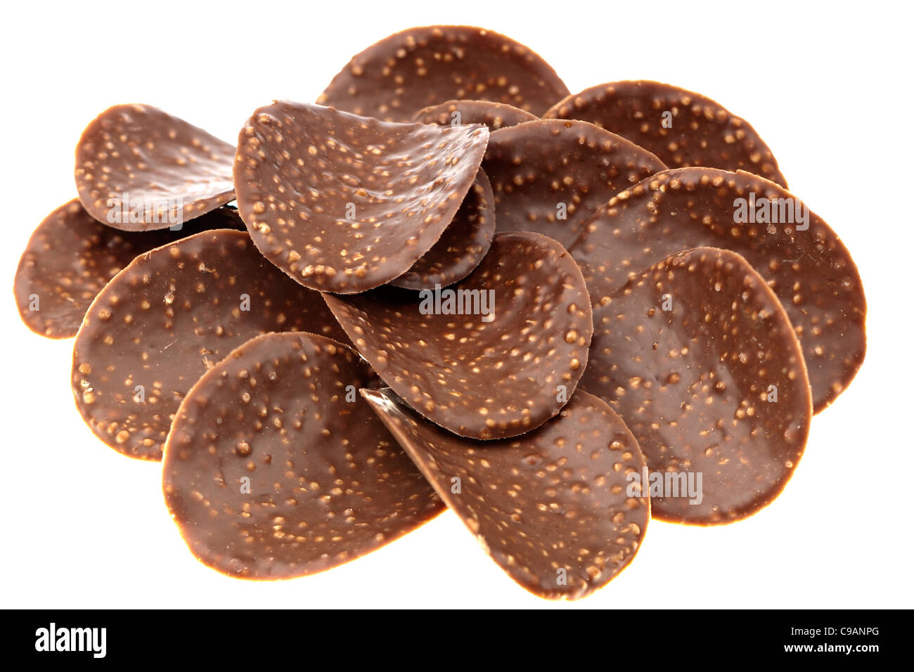 Pila di cioccolato belga onde con nocciole e riso soffiato Foto Stock