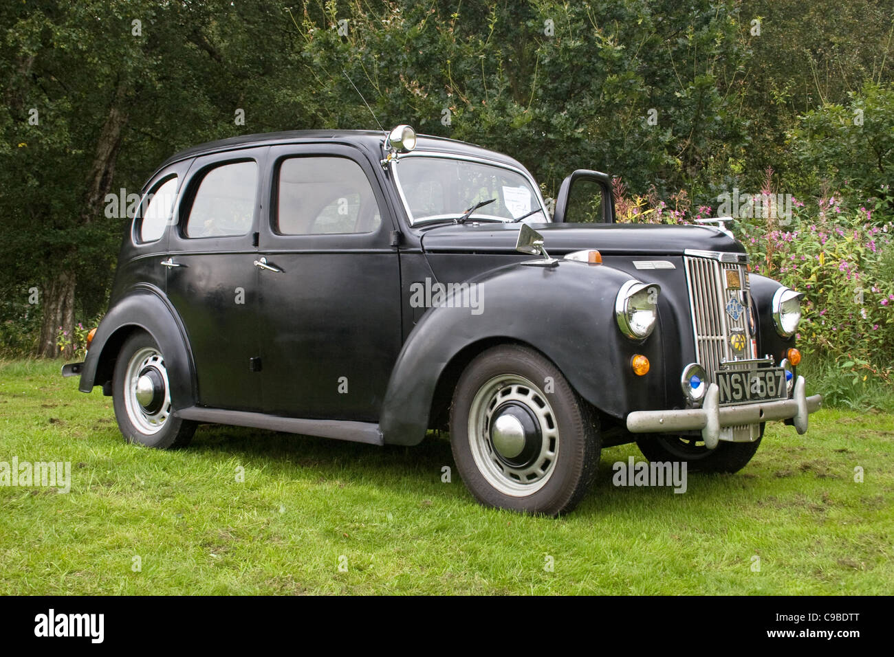 1953 Ford Prefetto, Manchester, Regno Unito Foto Stock