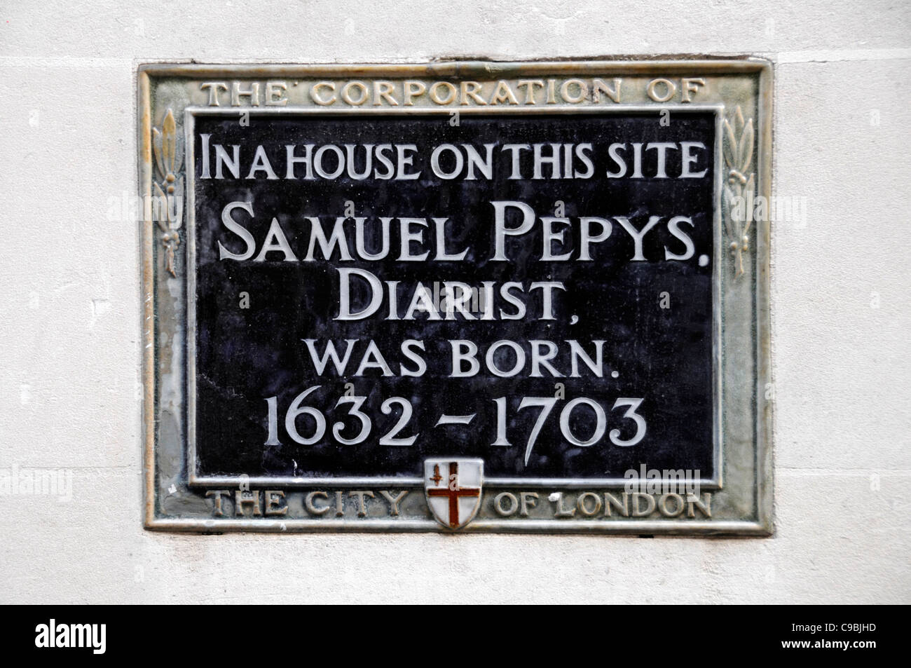 Corporation della City di Londra storica rettangolare blu scuro montato a parete placca patrimonio di registrazione il luogo di nascita di Samuel Pepys diarist England Regno Unito Foto Stock