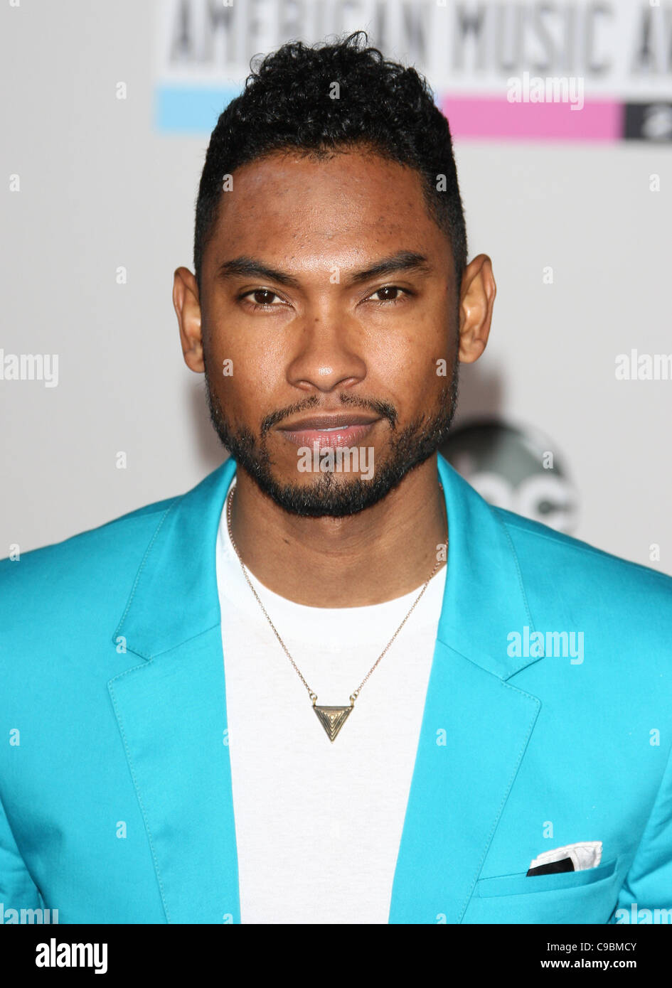 MIGUEL 2011 American Music Awards DOWNTOWN LOS ANGELES CALIFORNIA USA 20 Novembre 2011 Foto Stock