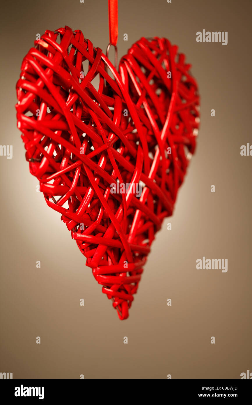 Fatto a mano cuore rosso - simbolo di amore Foto Stock