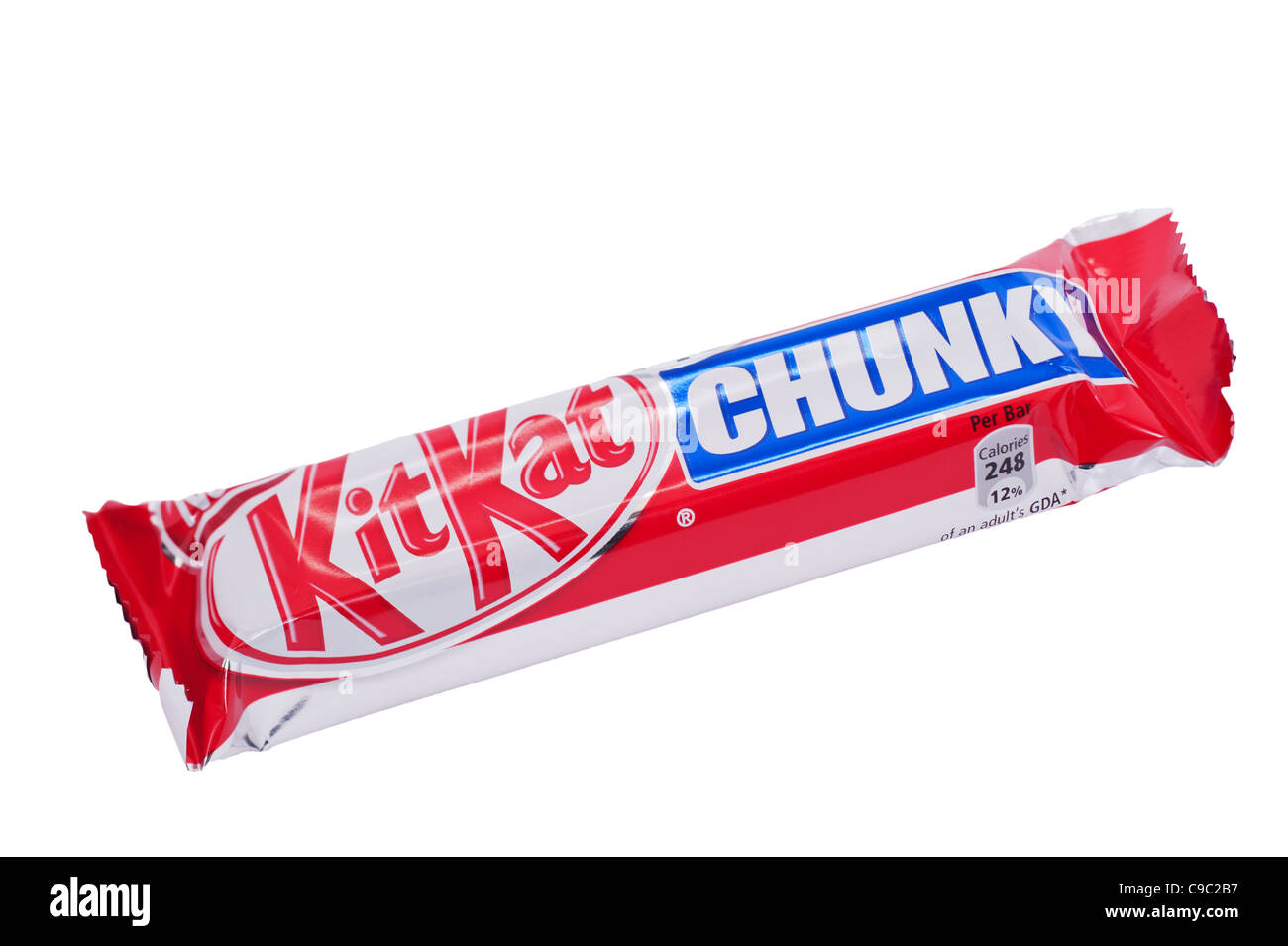 Un Nestle chunky KitKat barra di cioccolato su uno sfondo bianco Foto Stock