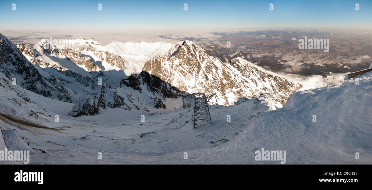 Vista panoramica dal picco di Lomnicky nel Parco nazionale dei Tatra, Slovacchia Foto Stock