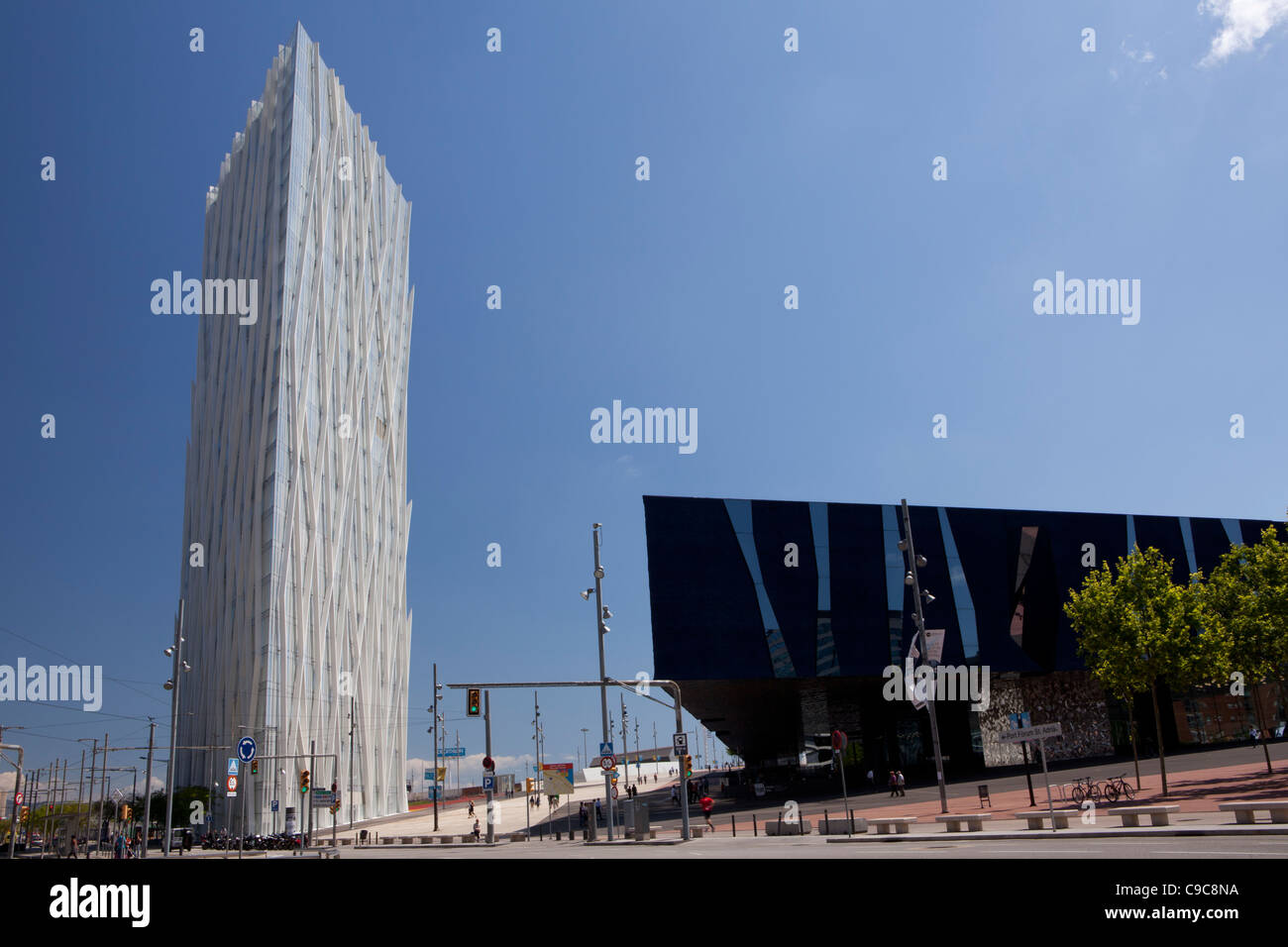Museo di Scienze Naturali di Barcellona in Fòrum edificio e Telefonica edificio, Barcellona, Spagna Foto Stock