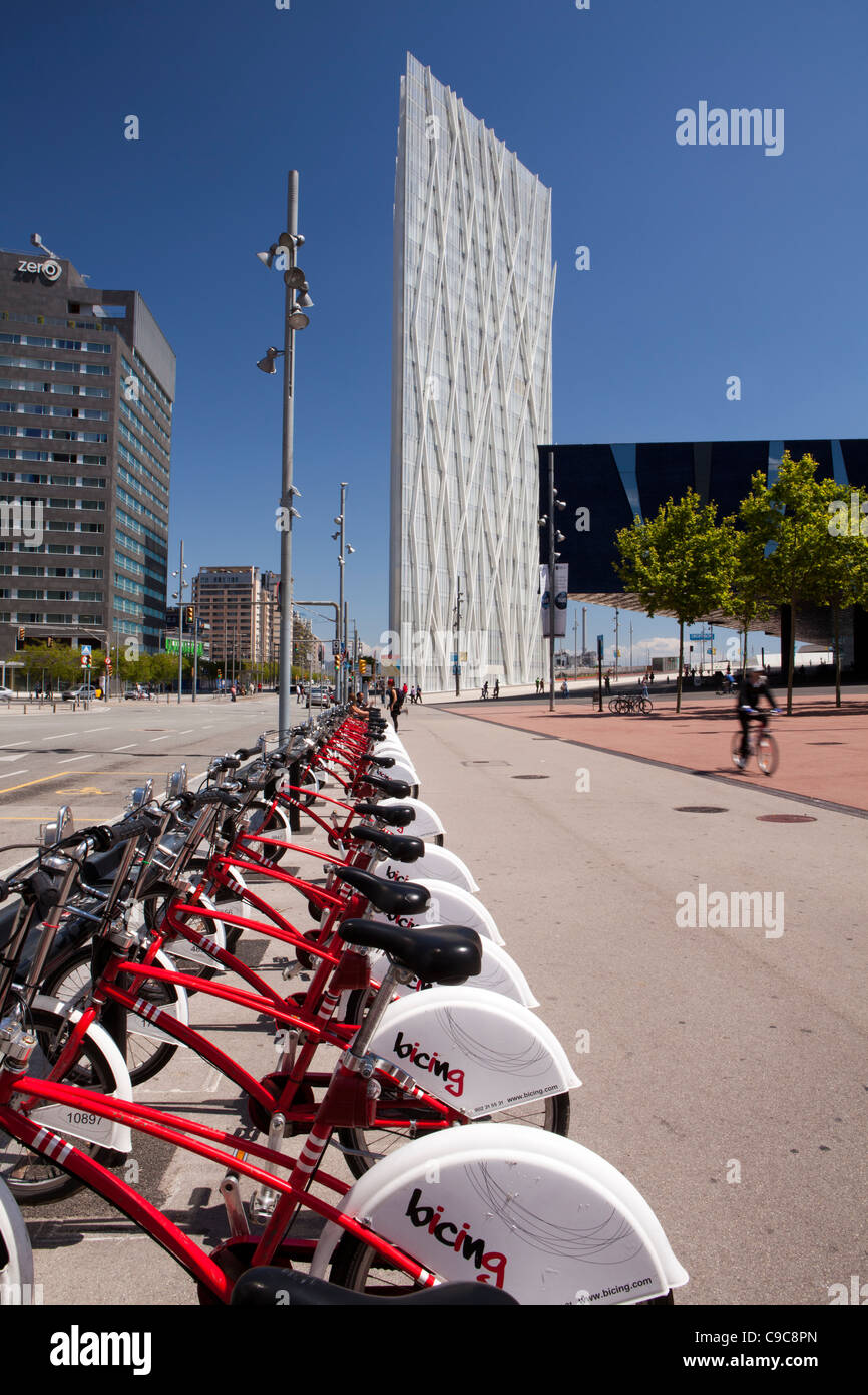 Museo di Scienze Naturali di Barcellona in Fòrum edificio e Telefonica edificio, Barcellona, Spagna Foto Stock
