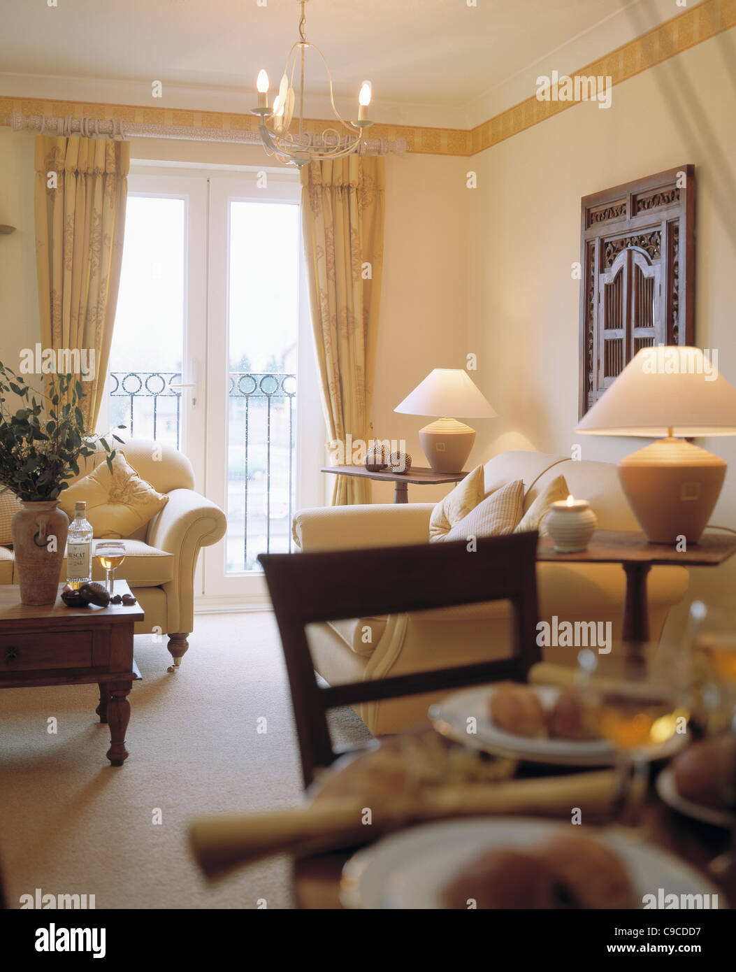 Vista della Lounge dalla zona pranzo Foto Stock