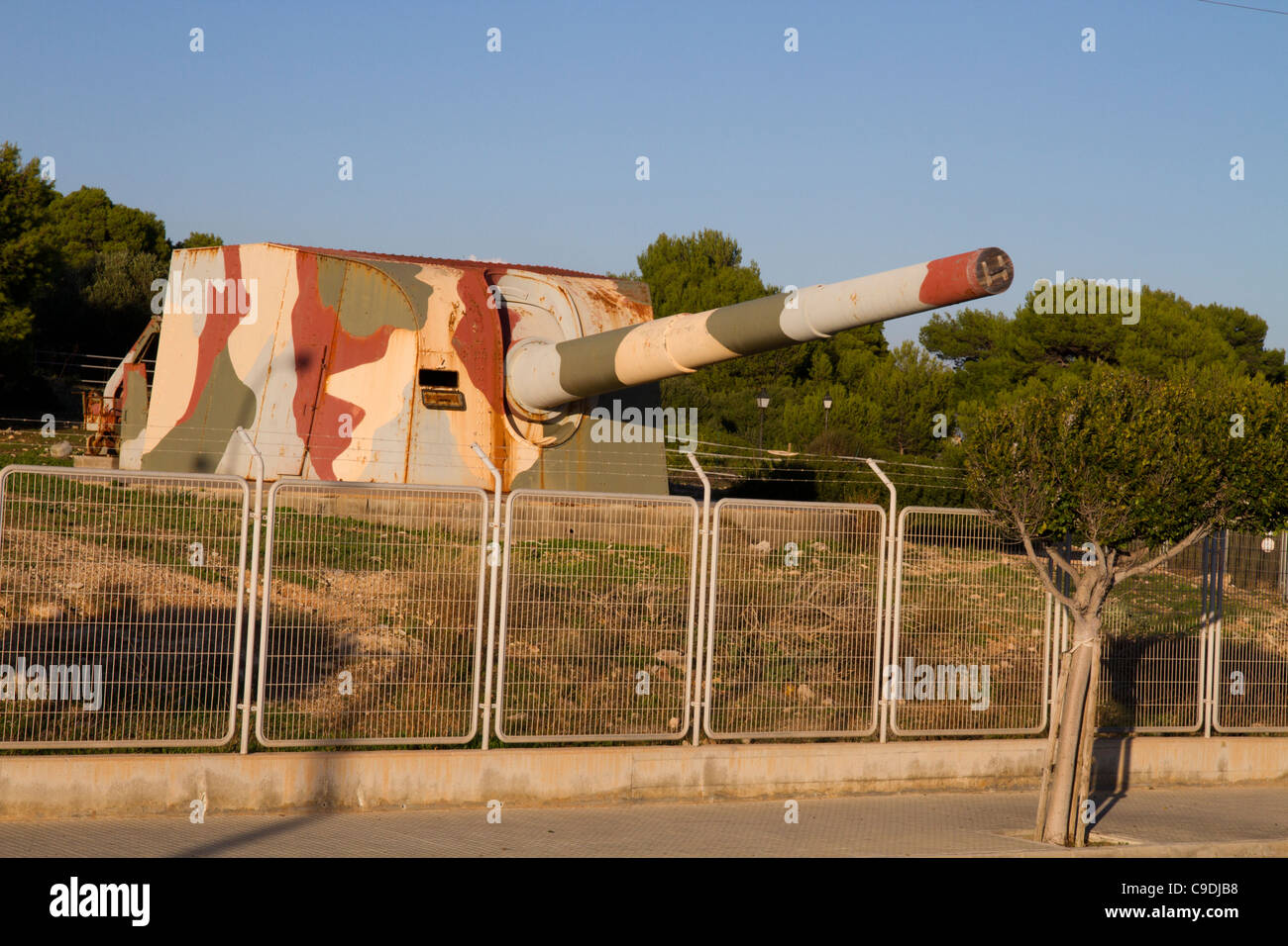 Il vecchio cannone pistola per la difesa Palma de Maiorca Isole Baleari Spagna Foto Stock