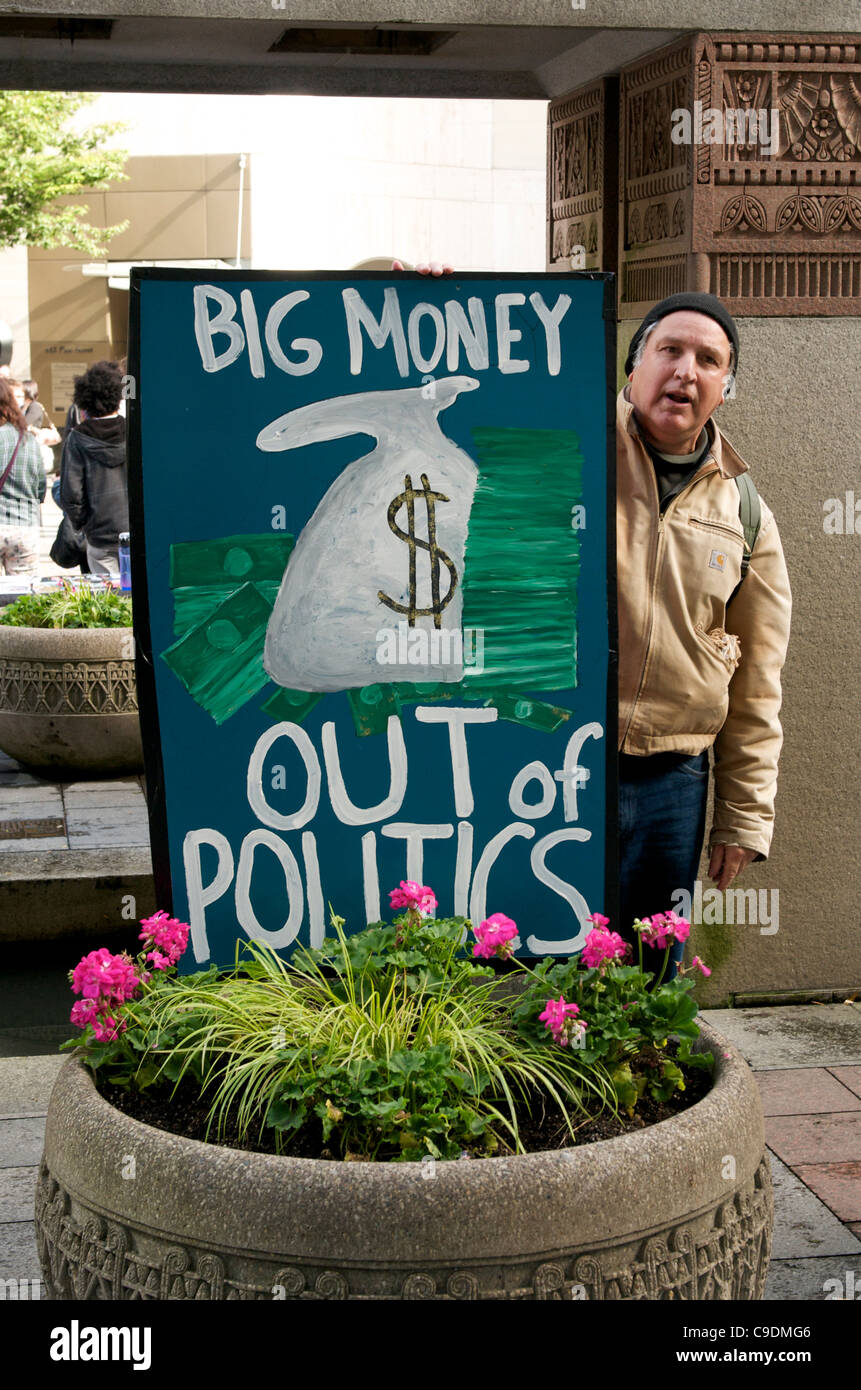 Occupare Wall Street - occupare Seattle - "Big Money al di fuori della politica" Foto Stock