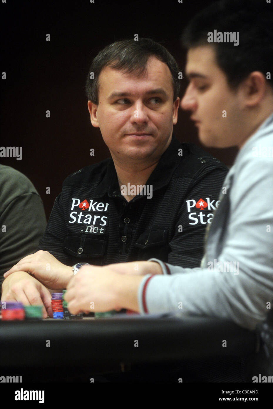 Lo European Poker Tour (EPT) Praga 2011 iniziato nell'Hotel Hilton di Praga, Repubblica Ceca il 5 dicembre 2011. Nella foto ceca poker player Martin Staszko, che ha concluso la seconda nelle WSOP tour finale di Las Vegas di un paio di settimane fa. (CTK foto/Vit Simanek) Foto Stock