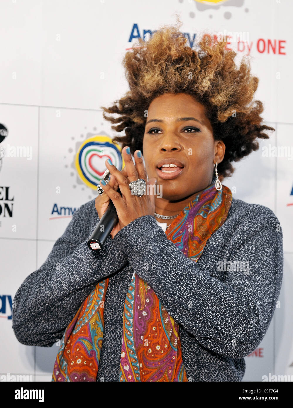 Macy Gray, Dic 12, 2011 : Macy Gray assiste la Amway Giappone della carità evento a Tokyo in Giappone, il 12 dicembre 2011. Jacksons visitato in Giappone per eseguire in corrispondenza di un evento 'Michael Jackson Tribute live' a Tokyo nel dicembre del XIII e XIV. Foto Stock