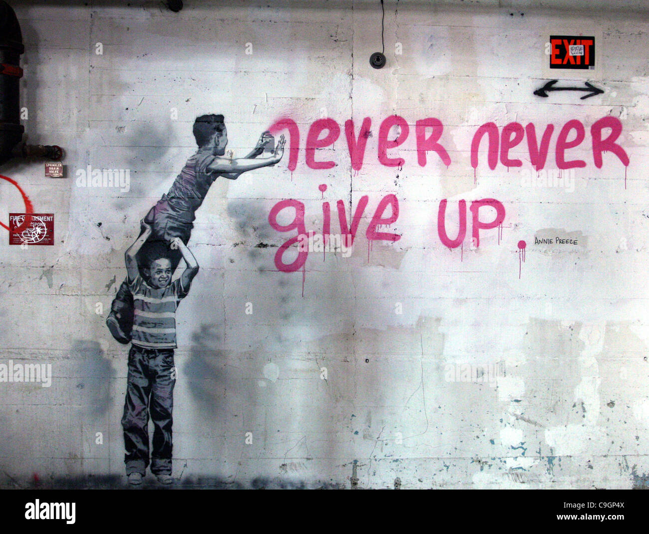 Never give up immagini e fotografie stock ad alta risoluzione - Alamy
