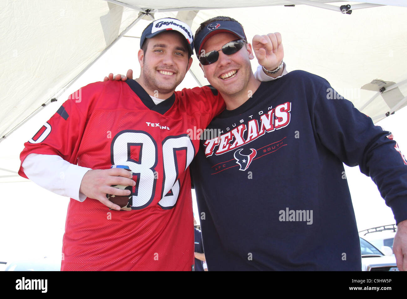 7 gennaio 2011 - Houston, Texas, Stati Uniti - Houston Texans fans tailgating prima del gioco. Houston Texans sconfitto i Cincinnati Bengals nel gioco di spareggio 31-10 al Reliant Stadium di Houston in Texas. (Credito Immagine: © Luis Leyva/Southcreek/ZUMAPRESS.com) Foto Stock