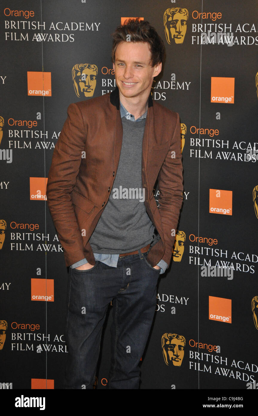 London, Regno Unito 11/01/2012 Eddie Redmayne assiste la Orange Mercoledì Rising Star Award finalisti candidati annuncio 2012 al quartier generale di BAFTA a Londra (Photo credit: Photobeat Immagini/Alamy) Foto Stock