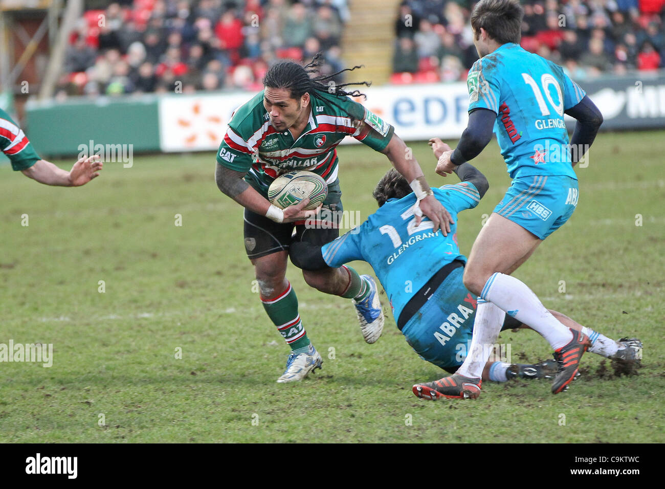 021.01.2012. Welford Road, Leicester, Inghilterra. Alesana Tuilagi (tigri) in azione durante la Heineken Cup Rugby Union gioco tra Leicester Tigers e aironi giocato al Welford Road Stadium. Foto Stock