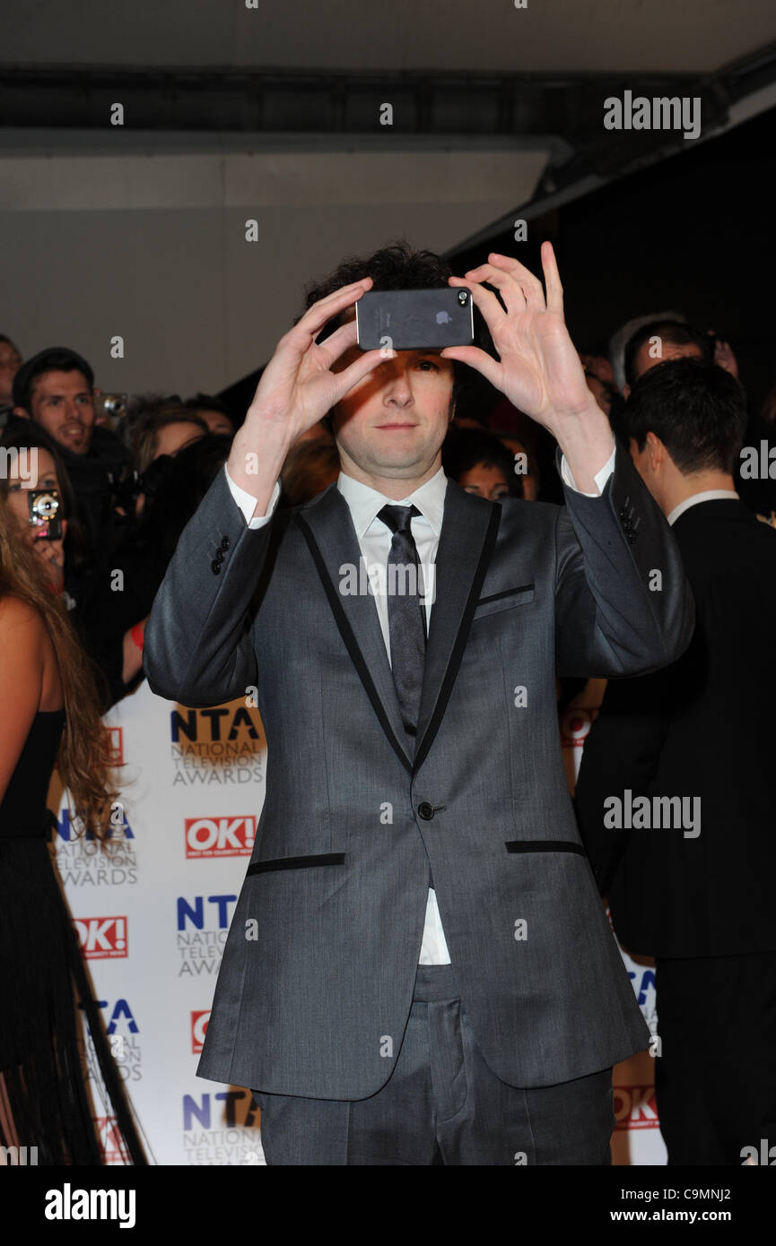 CHRIS ADDISON 2012 NATIONAL TELEVISION AWARDS O2 Arena di Londra Inghilterra 25 Gennaio 2012 Foto Stock