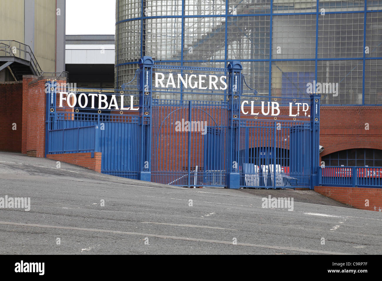Ibrox Stadium, Edmiston Drive, Ibrox, Glasgow, Scozia, Regno Unito, martedì, 14 febbraio, 2012. Gates at Ibrox Park, sede del Rangers Football Club Foto Stock